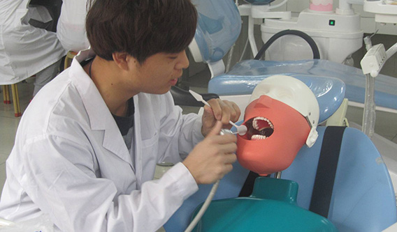 南昌护理、幼师、轨道专业学校